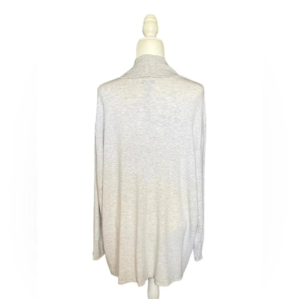 Pranayama Restore Wrap Plus Size Cardigan - Image 7