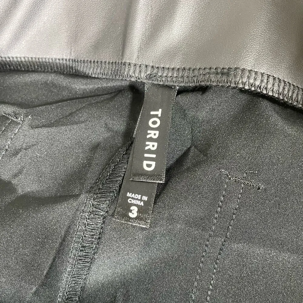 Torrid Women's Black Faux Leather Signature Waist Flare Legging - Size 3 (3X) - Image 5