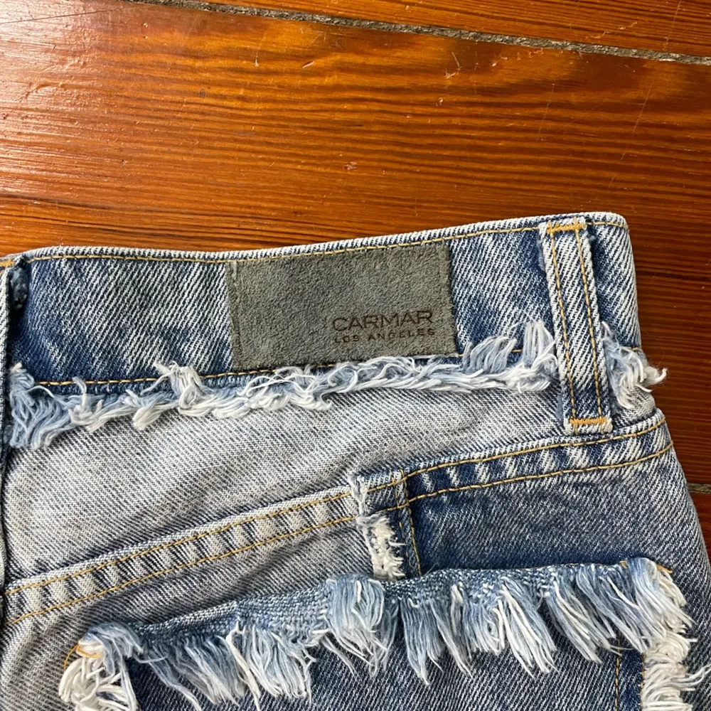 Carmar Patchwork & Chain Button Fly 2 Tone Denim Raw Hem Hippie Jean Shorts ~26 Blue - Image 12