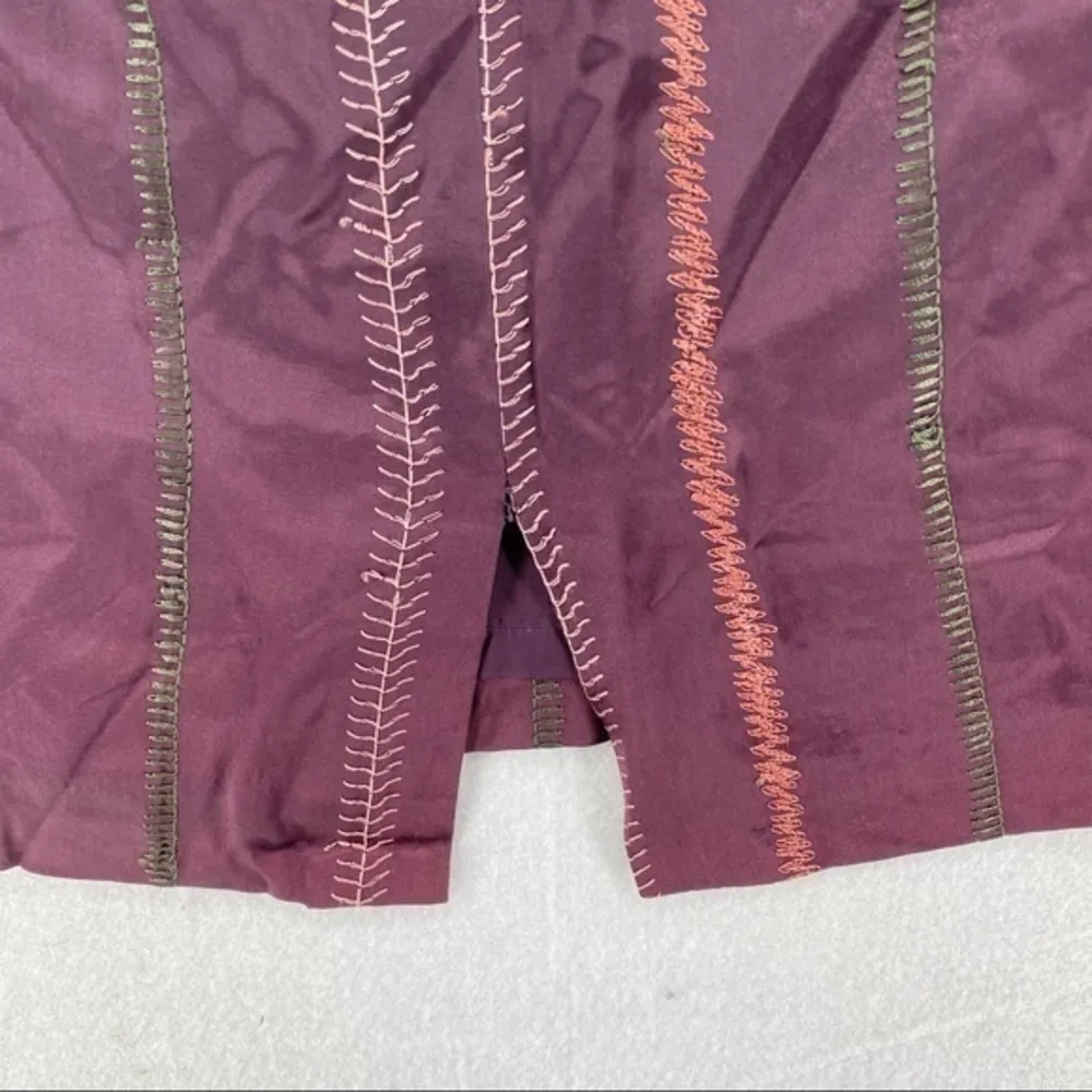 Nicole Miller Satin Embroidered Stripes Pencil Skirt Lightweight Feminine Size 2 - Image 8