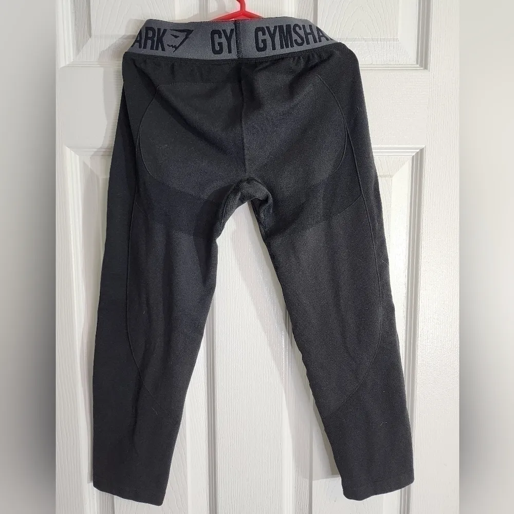 Gymshark cropped black leggings wide exposed elastic size S - Image 7