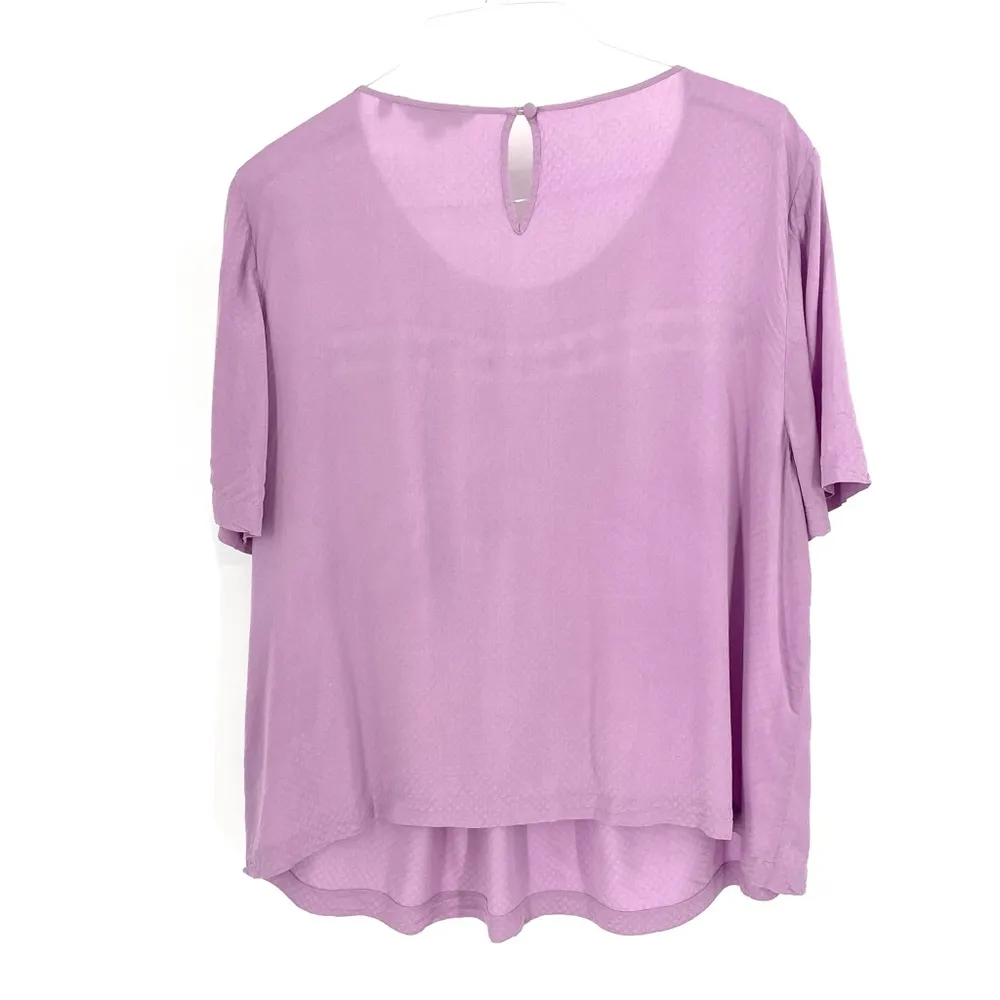 BODEN Lavender Daisy Cutout Short Sleeve Flowy Relaxed Keyhole Back Blouse Top Purple Size 18 - Image 4