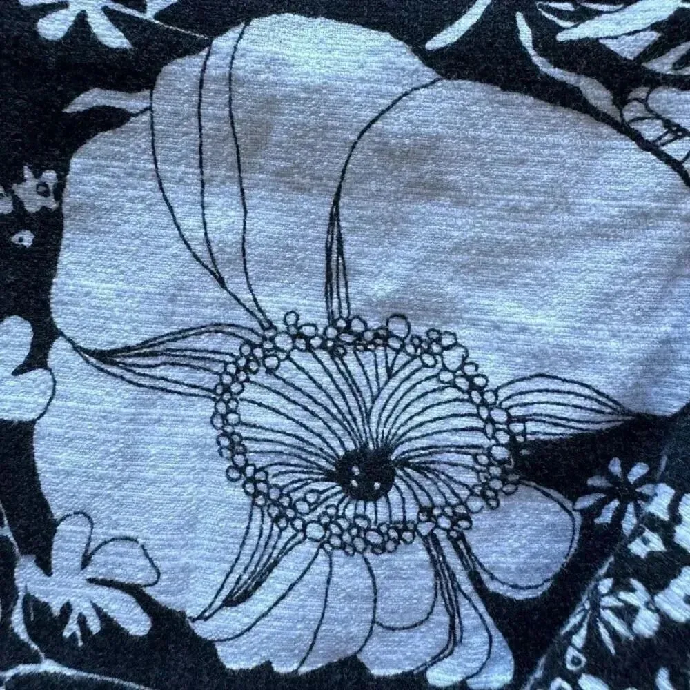 Talbots Shorts Womens Floral Print Flat Front Chino Twill Stretch Sz 10P #2025 - Image 5