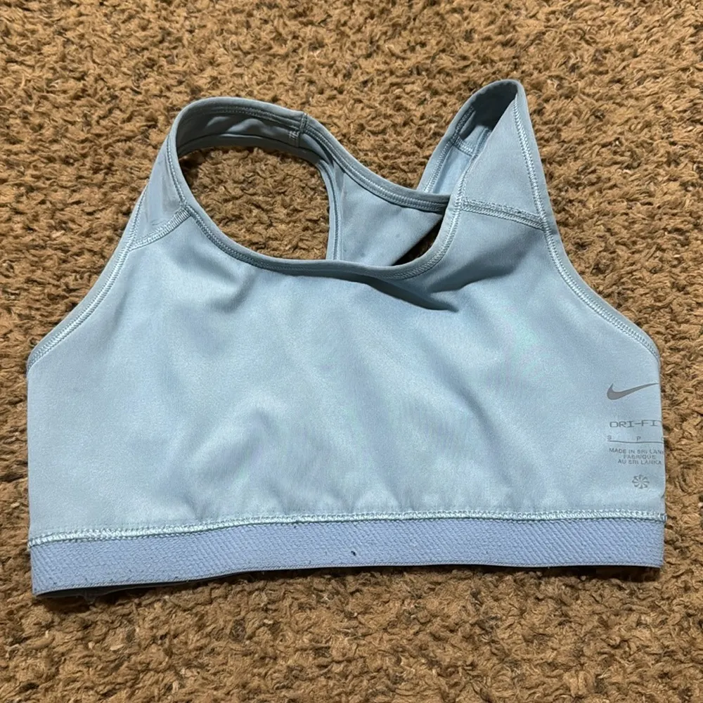 Nike sports bra - Image 3
