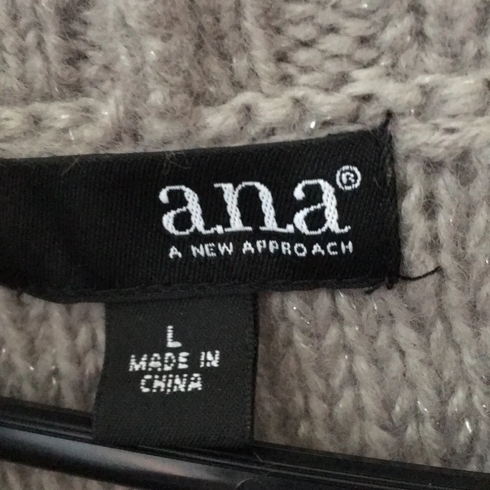 FINAL MARKDOWN Ladies a.n.a sweater large - Image 5