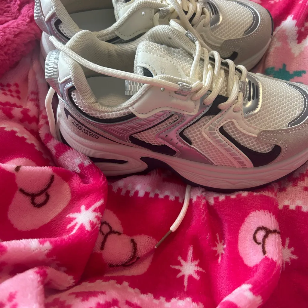 Women’s shoes White Size 5 - Image 2