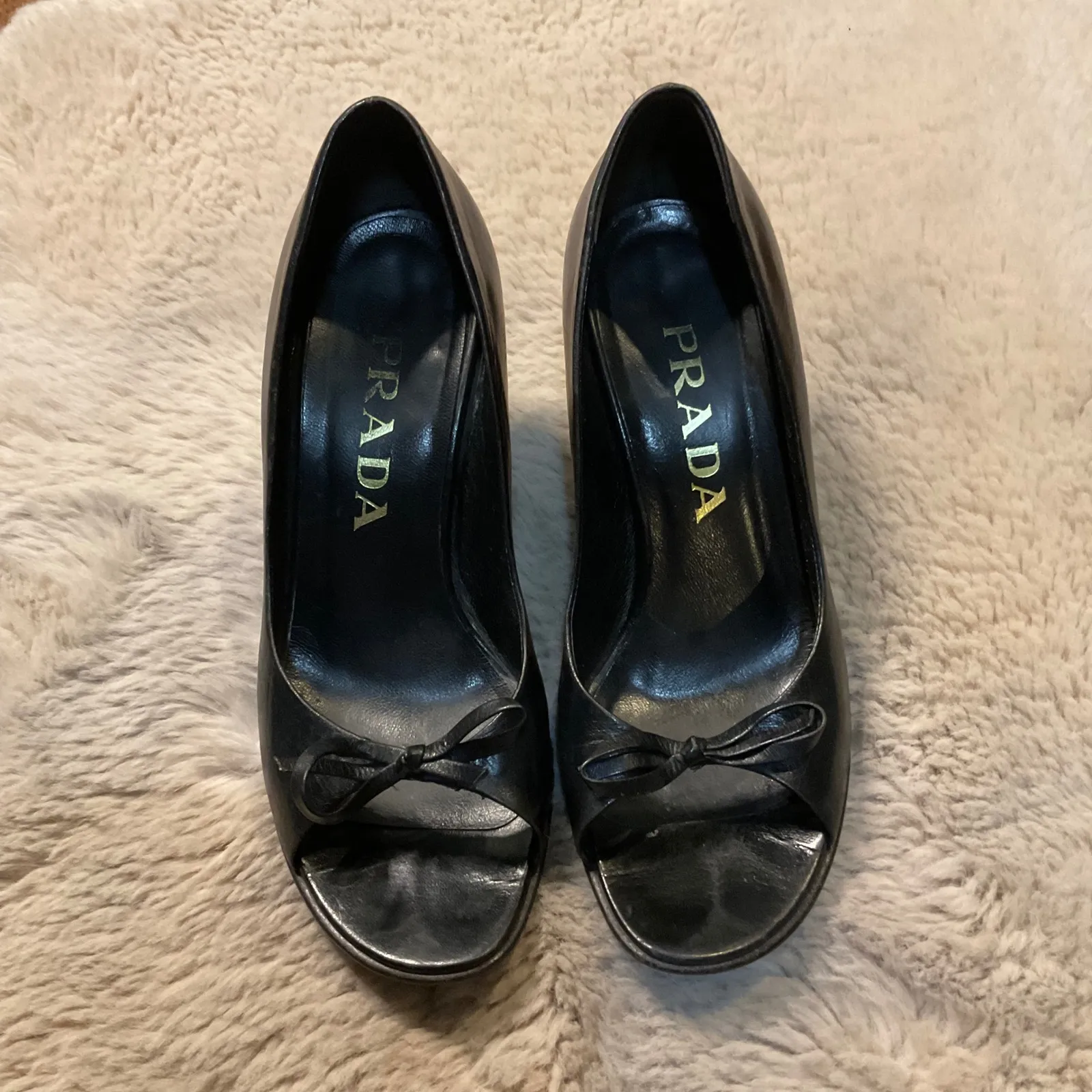Prada Ada Pumps Size 35 Bow Detail Leather Black US Size 5 - Image 2