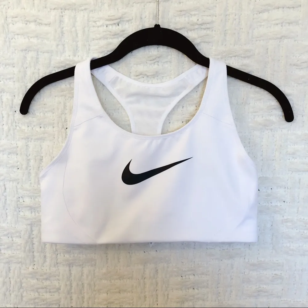 NWOT Nike Swoosh Logo Sports Bra - Image 4