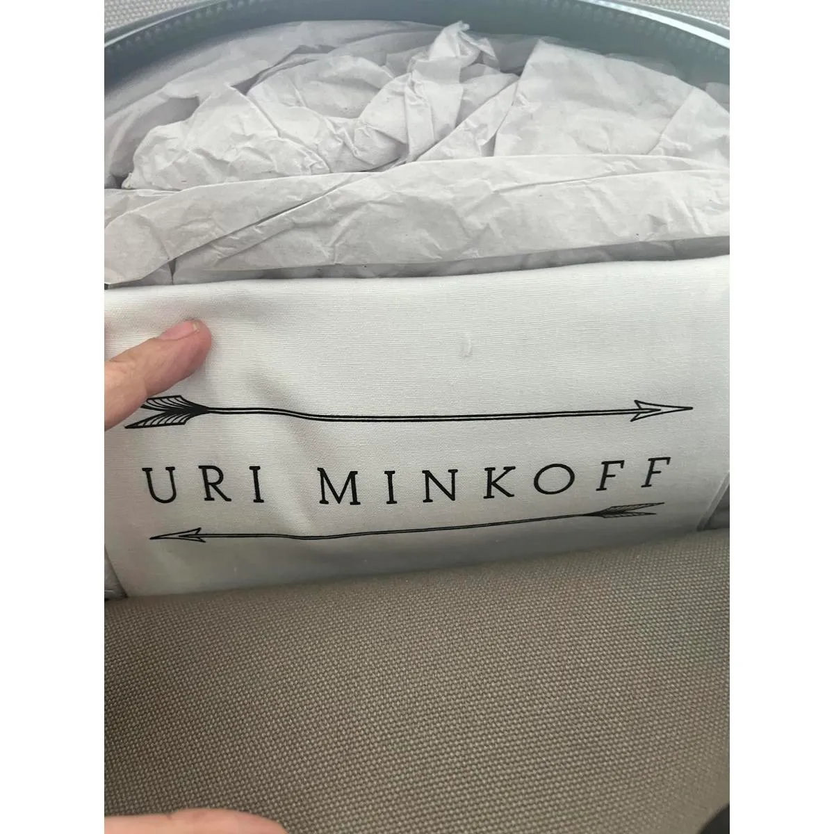 Stylish Uri Minkoff Backpack - Image 4