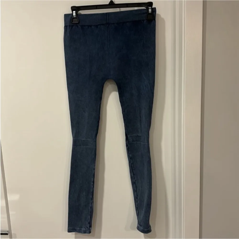 Women's Nikibiki blue distressed leggings - Image 2