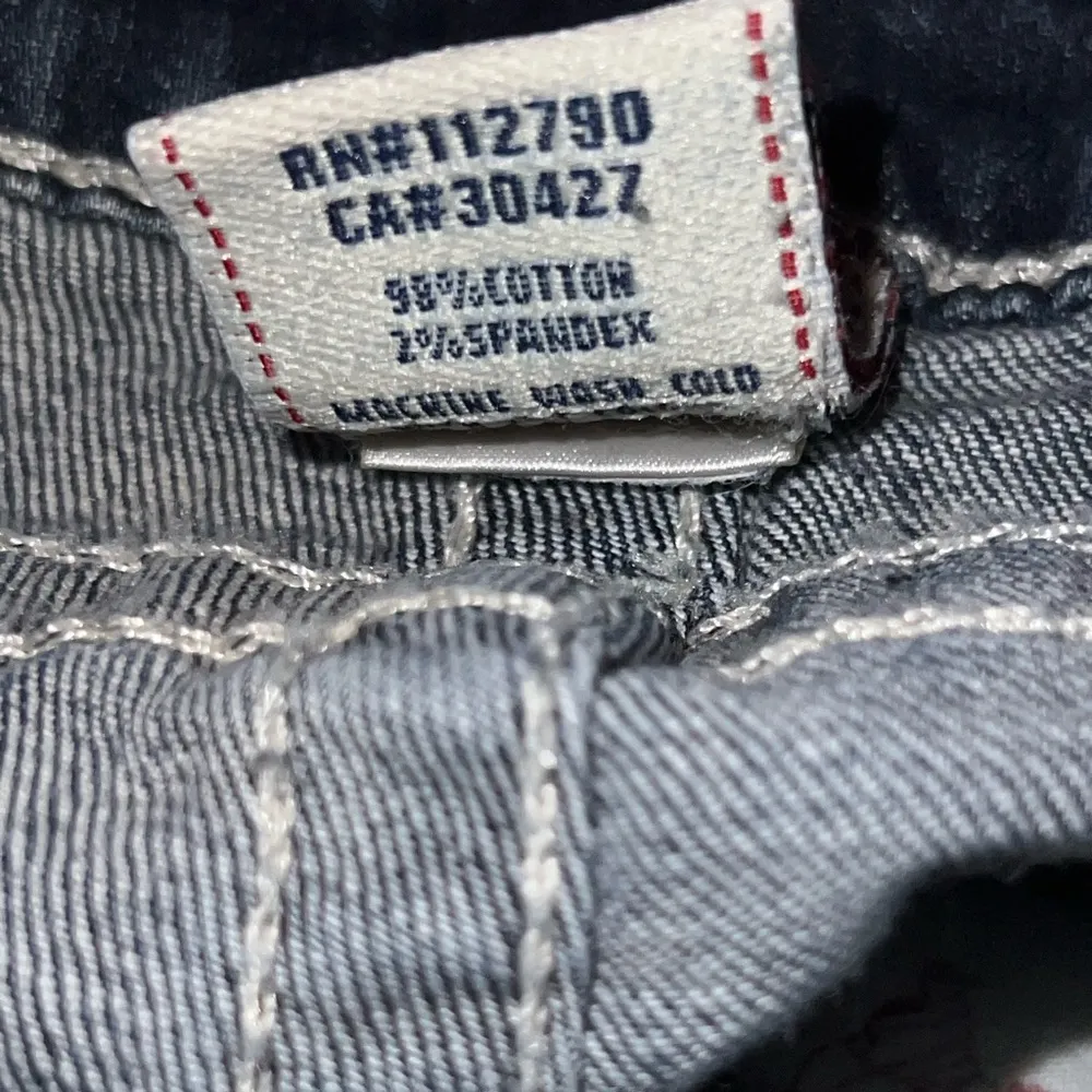 True Religion Vintage ‘90s y2K Skinny Fit Flap Pocket Low Rise Jeans | 26 - Image 5