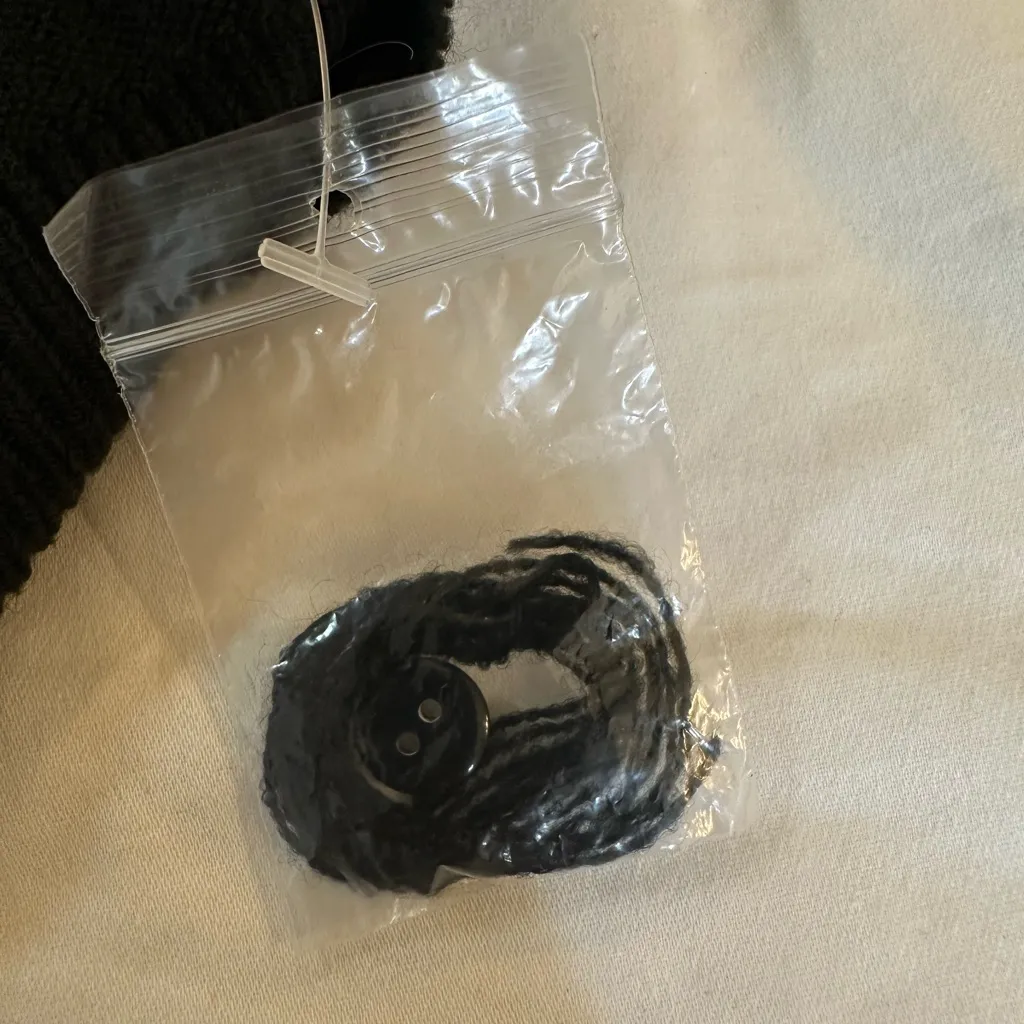 Basic Editions Black Beaded Cardigan Sweater Large Soft Knit Holiday Party Layer - Image 8