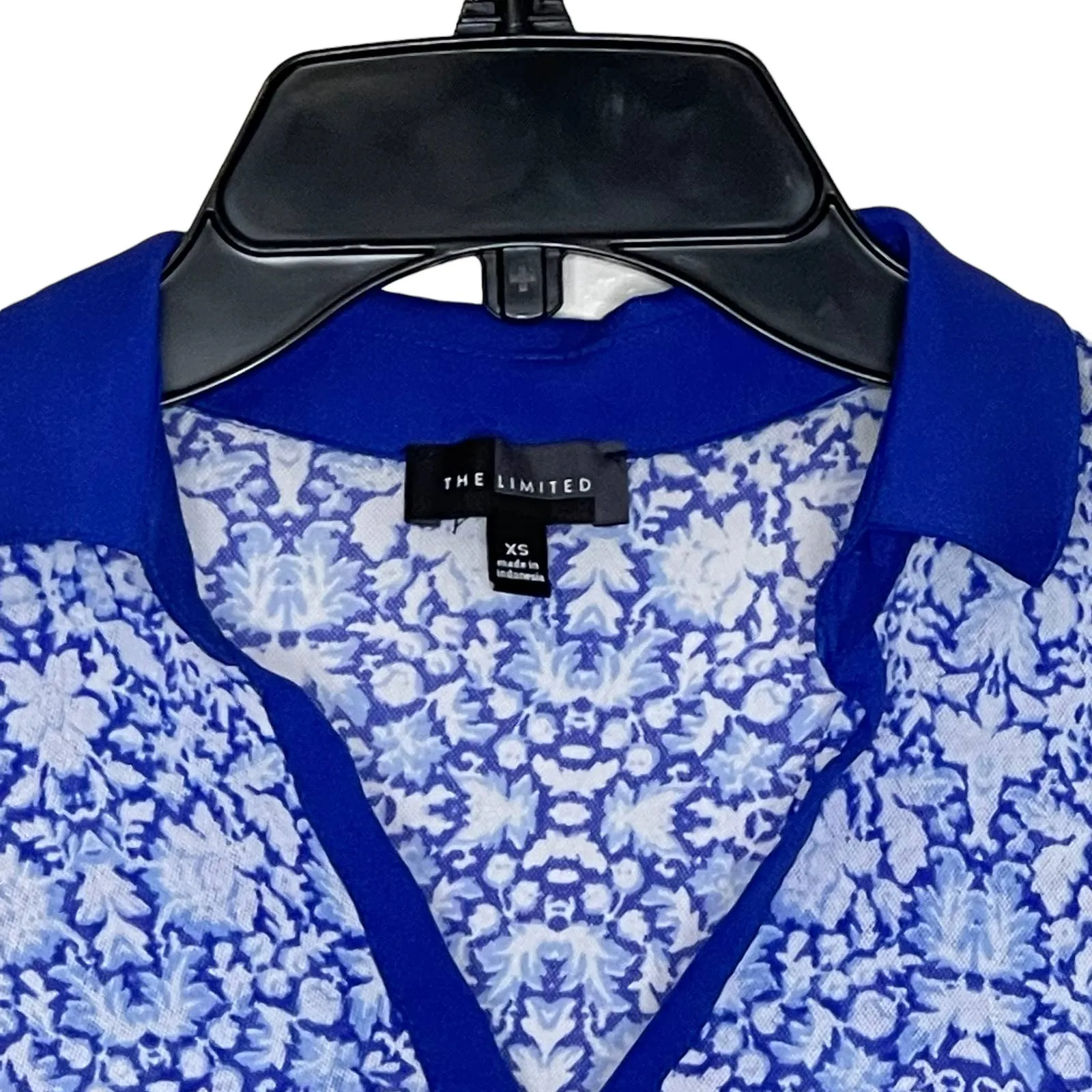 The Limited Collared Tank Top Size XS Blue White Floral Womens 100% Polyester‎ - Image 2