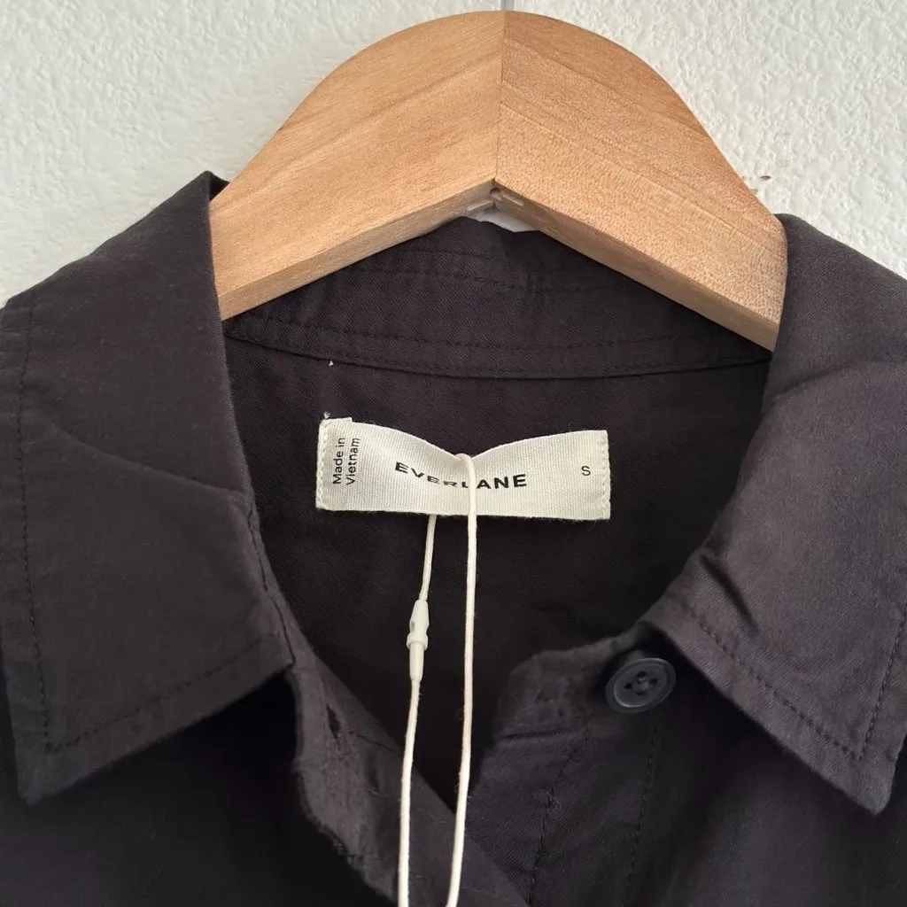 Everlane The Way-Short Shirt in Silky Cotton in Black, Size Small - Image 7