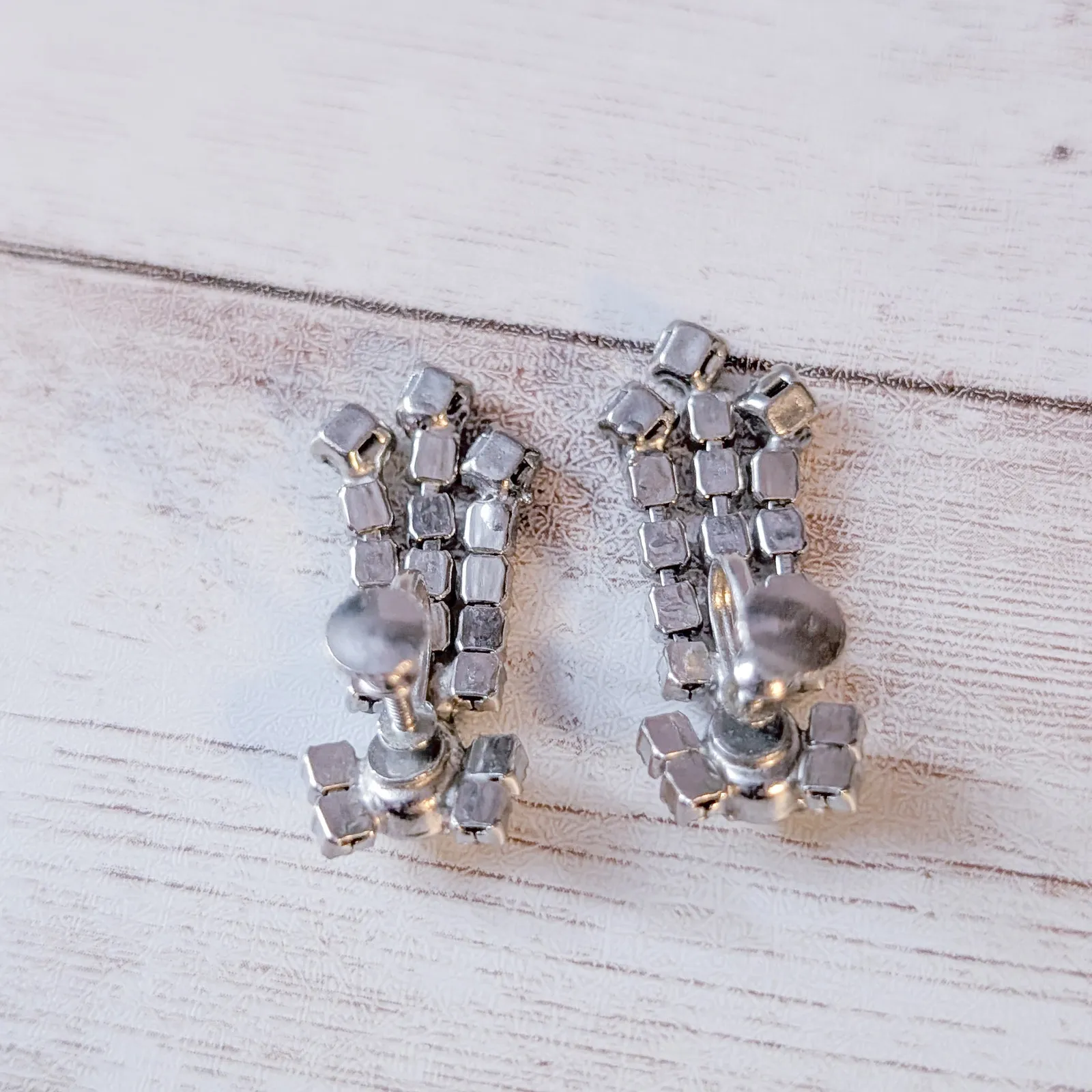 Vintage Screw Back Earrings Statement Clear Gem Long Dangle Silver - Image 4