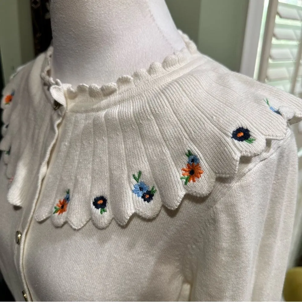Charter Club White Floral Embroidered Ruffle Collar Cardigan Size Medium - Image 8