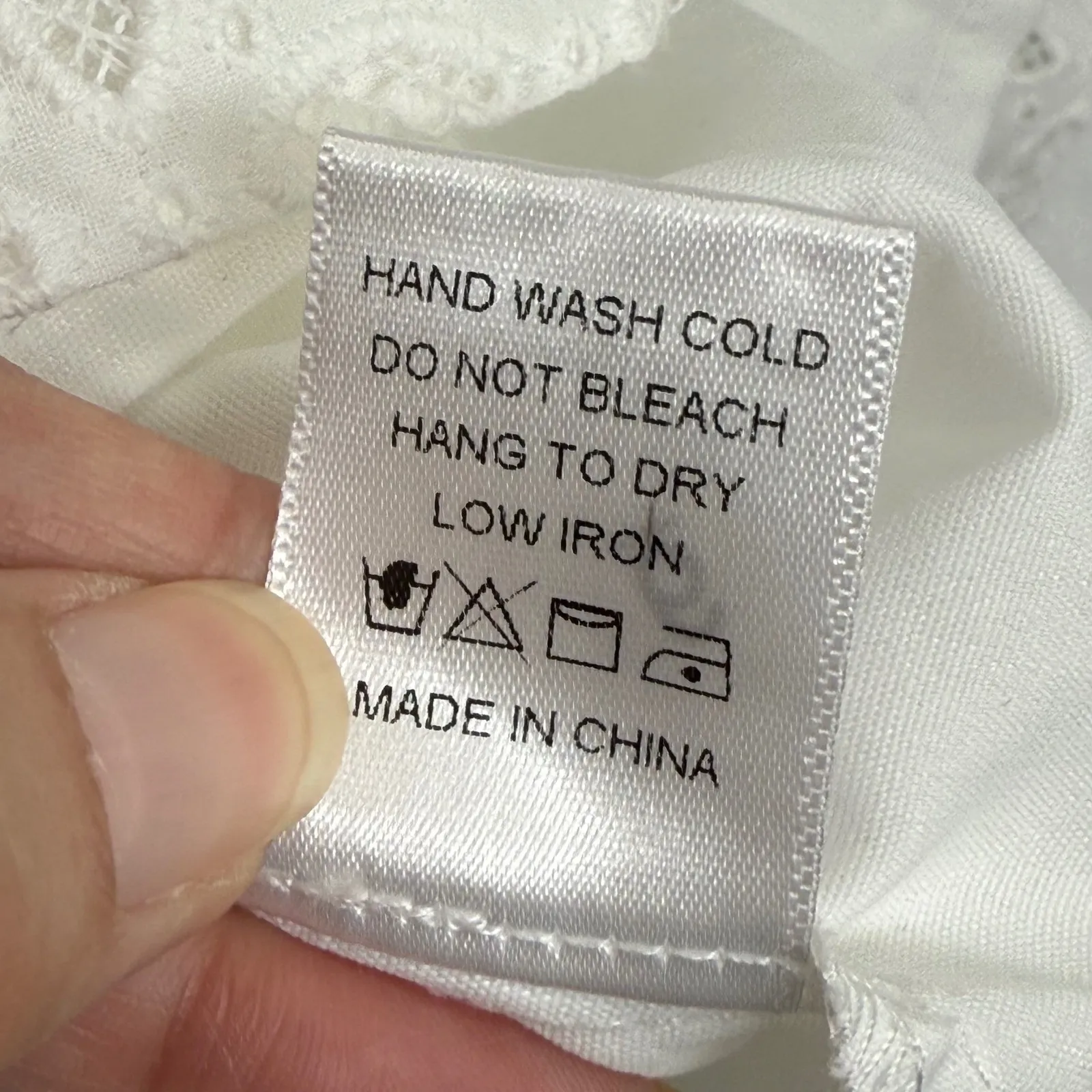 Tuckernuck Eyelet Megan Dress White Cotton Blend Size S Button Detail - Image 7