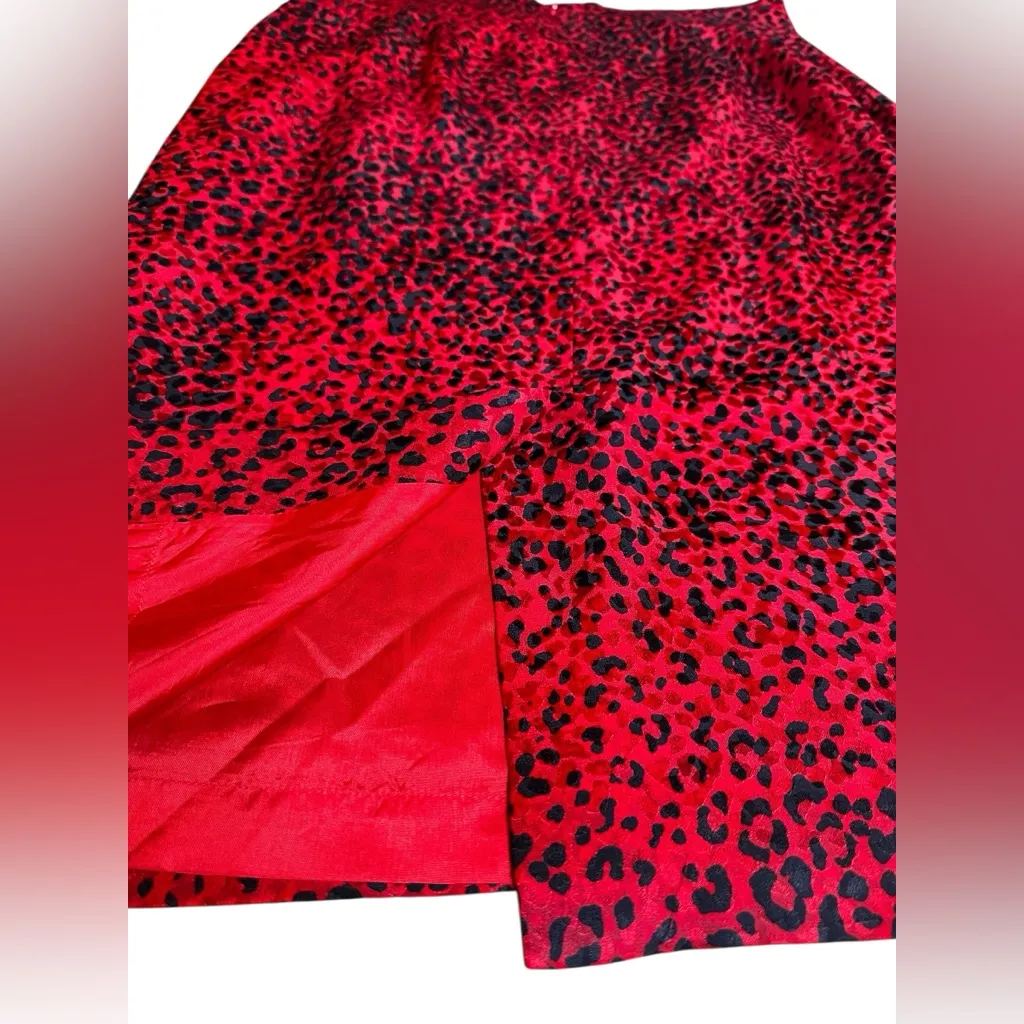 Carlisle Vintage SILK Pencil Midi Skirt Black & Red Leopard Animal Print Size 10 - Image 4