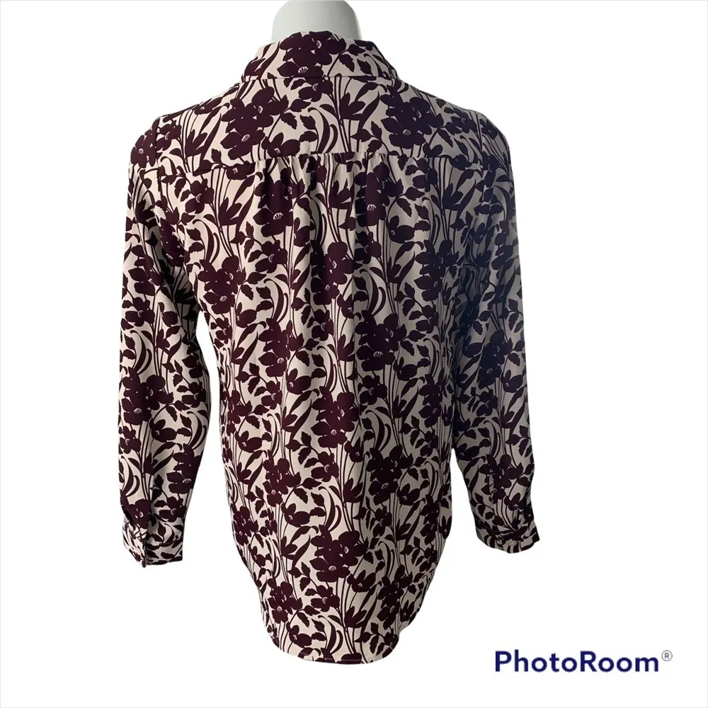 Ann Taylor Long Sleeve V-Neck Floral Print Blouse - Image 2