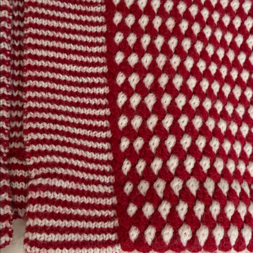 Talbots long Red and White wool knit Patterned open Cardigan - Image 2