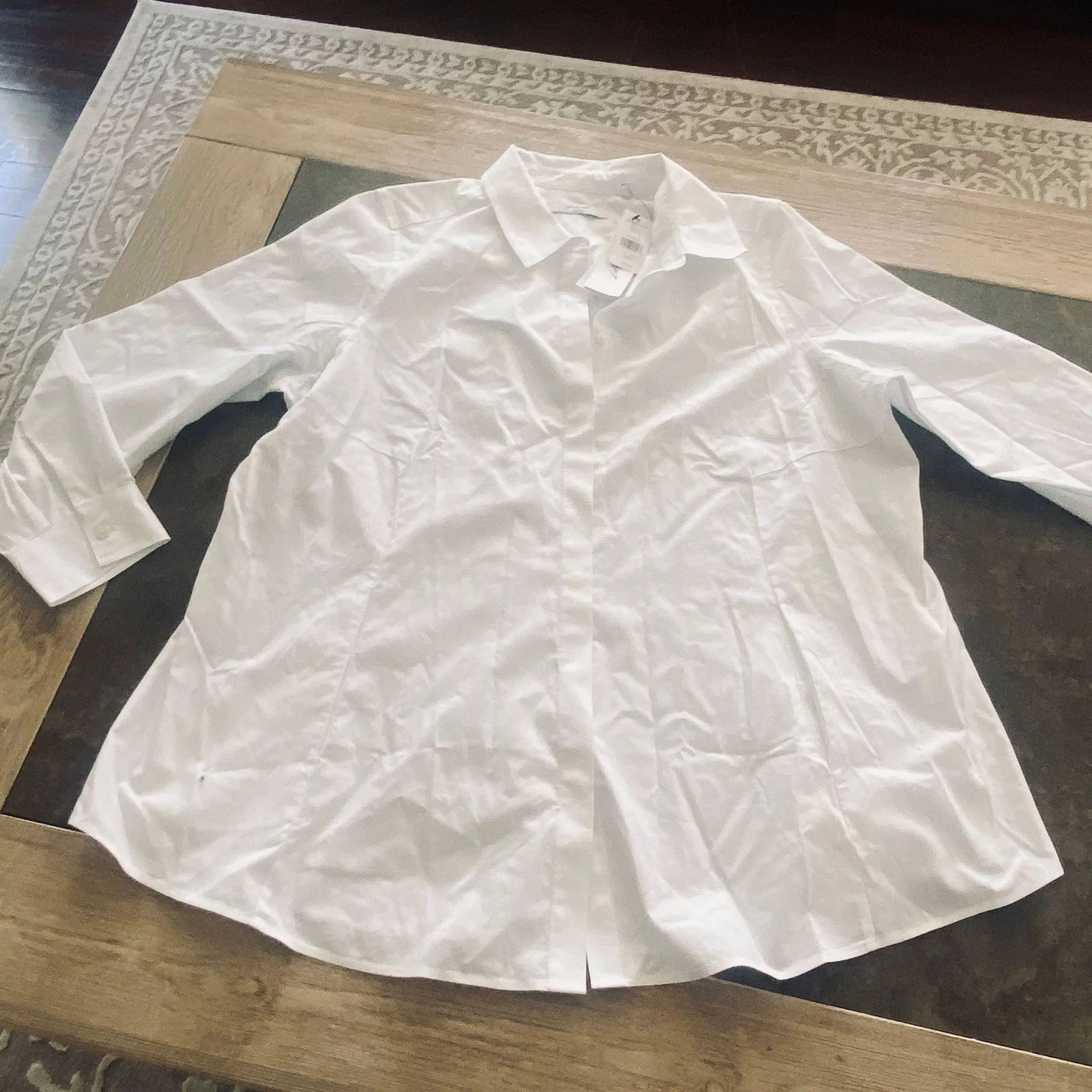 Women's Cici Essential Non-Iron Tunic - Image 6