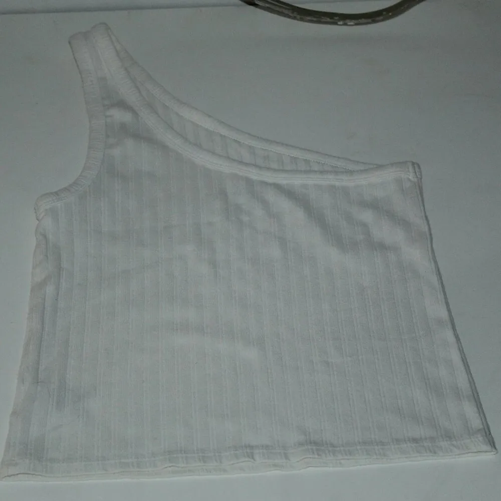 American Eagle Ribbed One Shoulder Tank Crop Top Size Medium - Image 2