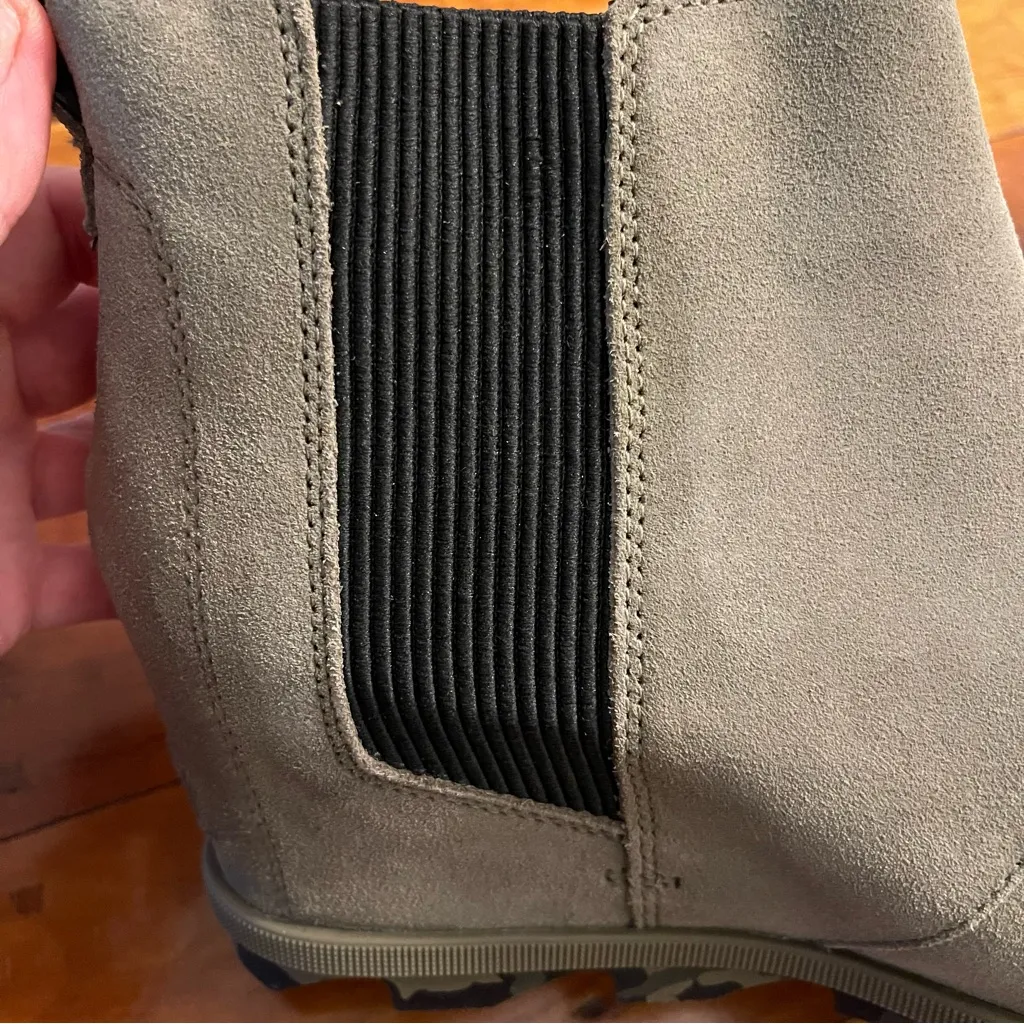 Sorel, NWT Joan of Arctic Wedge II Chelsea Boots - Image 5