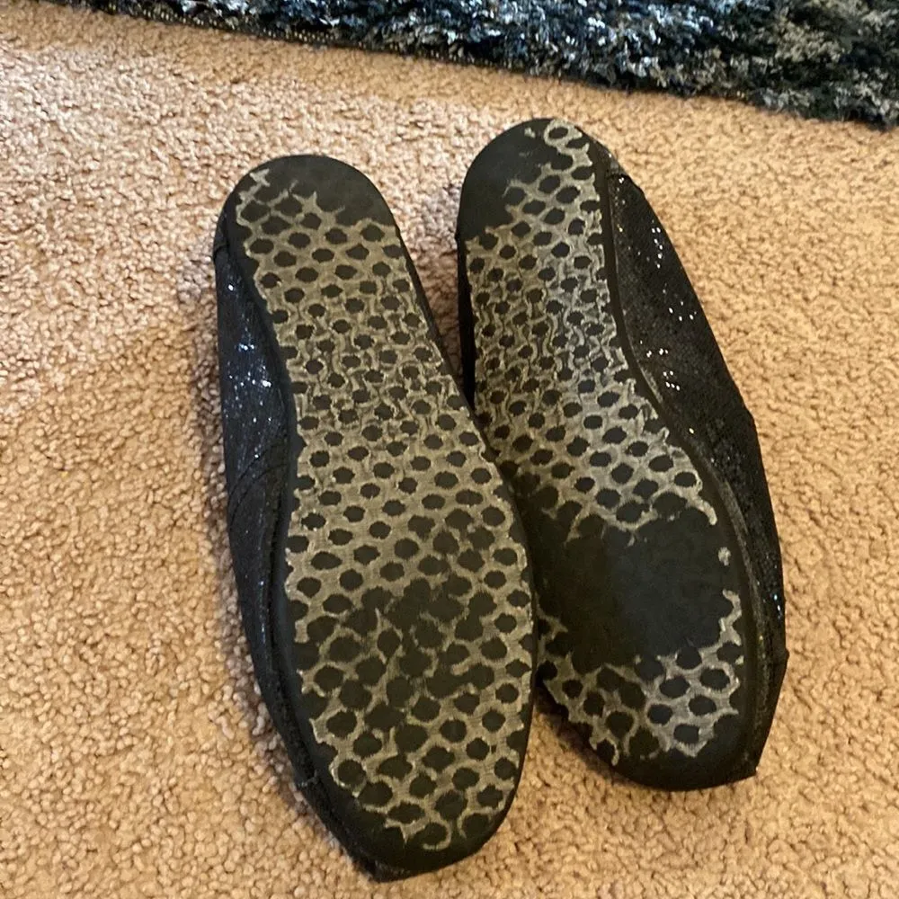 Toms slip ons 7.5 - Image 5