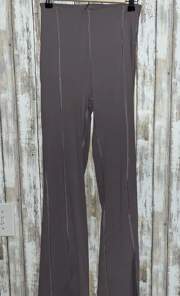 lululemon in the groove pants size 6 - Image 2