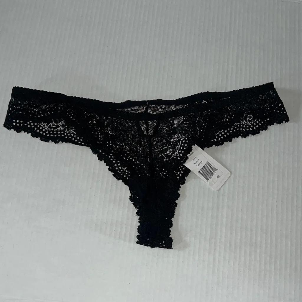 Eberjey Black Lace Intimates Set - Image 6