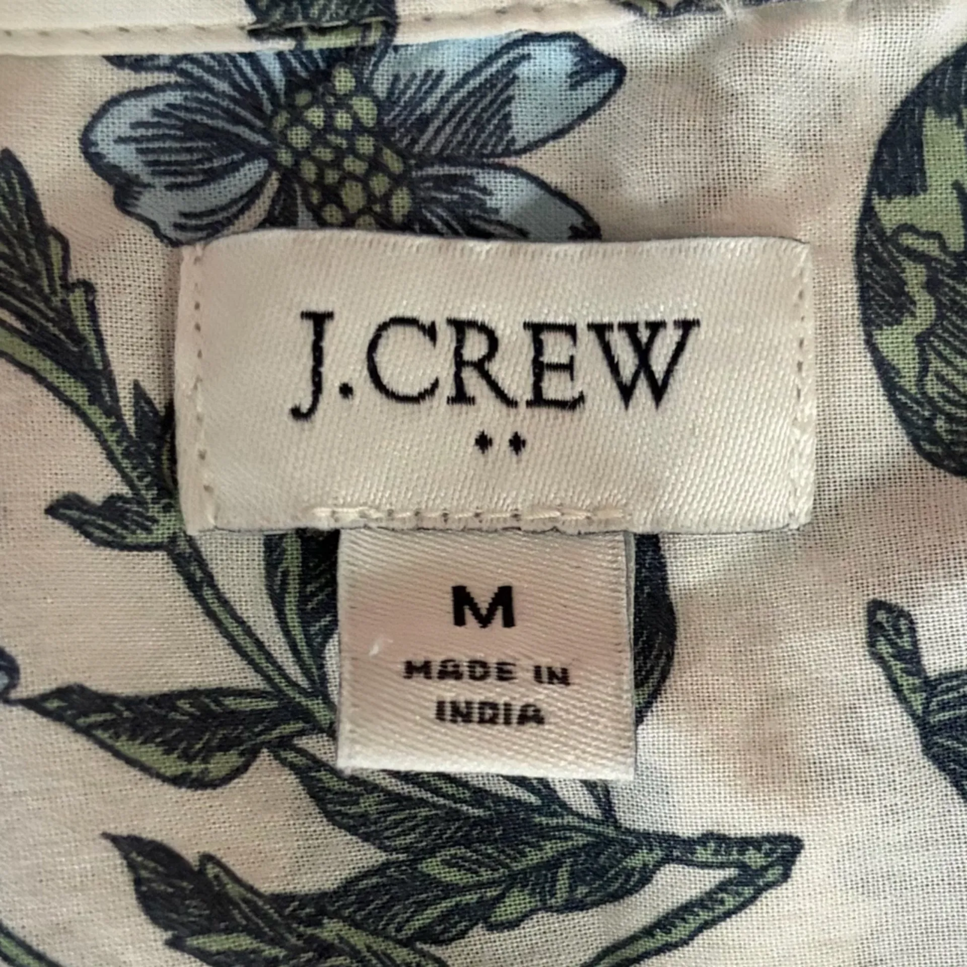 J. Crew Floral Blue and White Cotton Button Down Shirt Size Medium EUC - Image 5