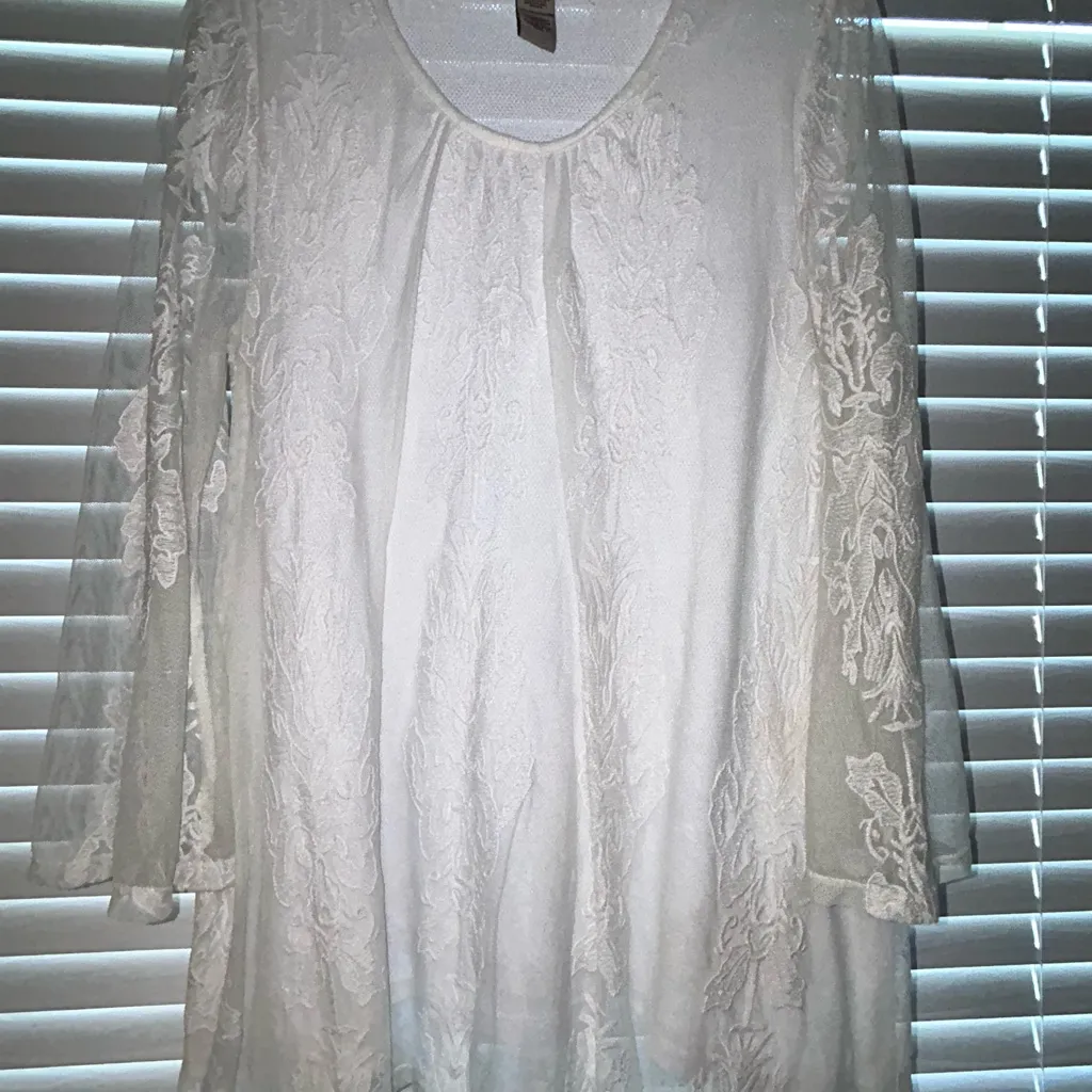 Sharon Young Cream Textured Dress / Blouse Size Small - Image 2