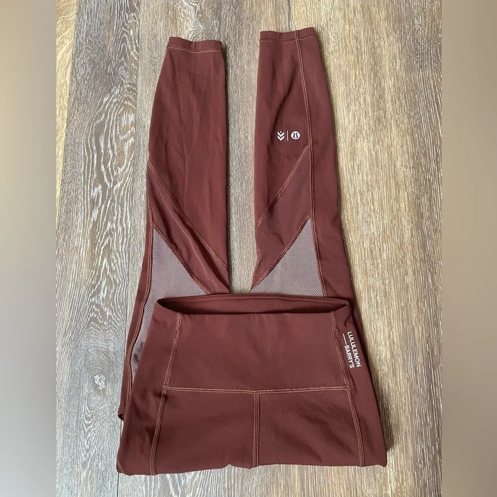 Lululemon Stronger As One Mesh High Rise 25” Barry’s midnight maroon Size 2 - Image 2