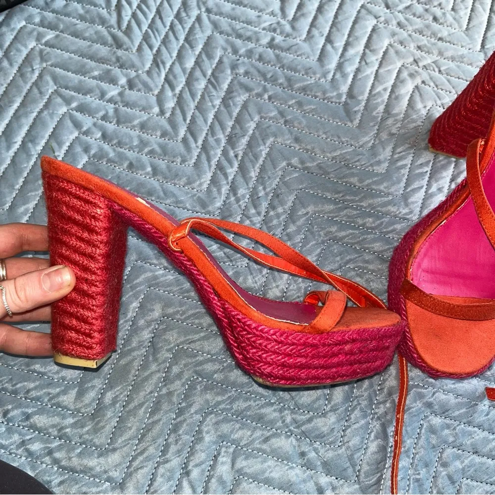 Esprit pink block heel woven sandals size 9 - Image 3