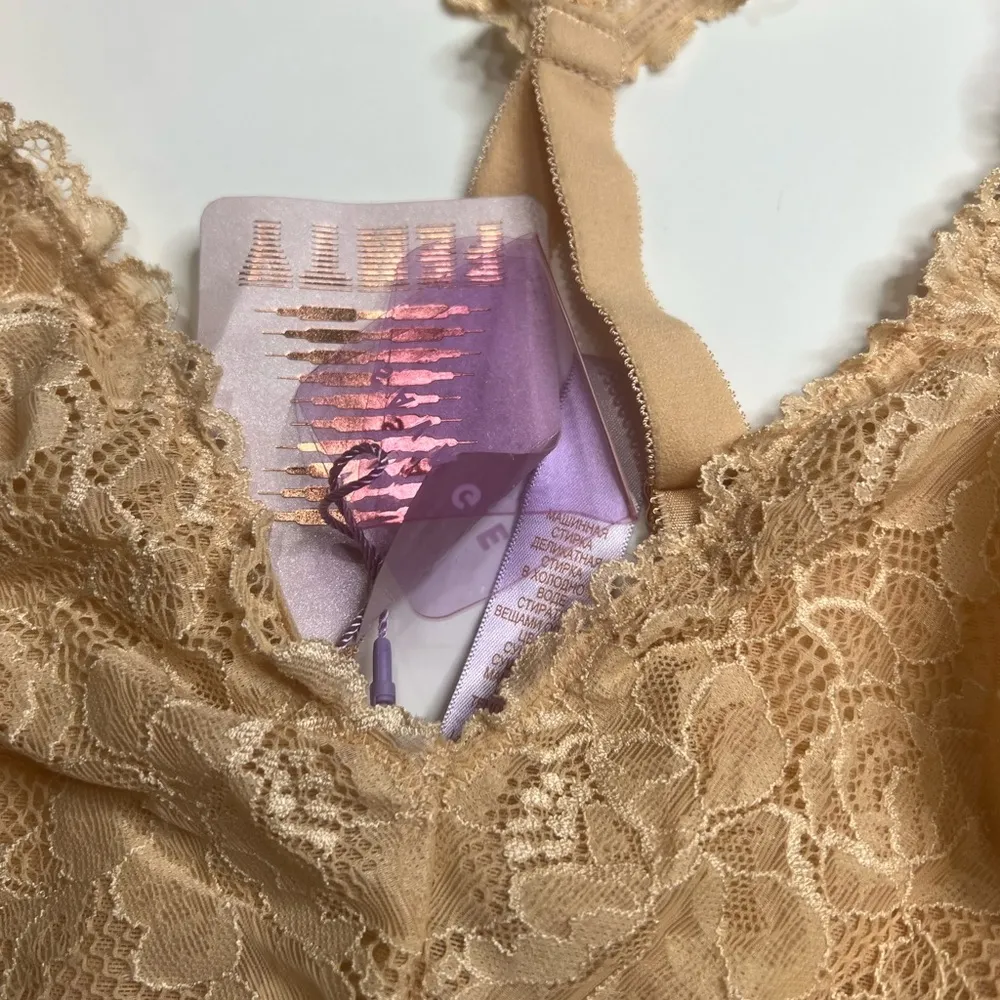 NWT savage x fenty size 1x bralette - Image 3