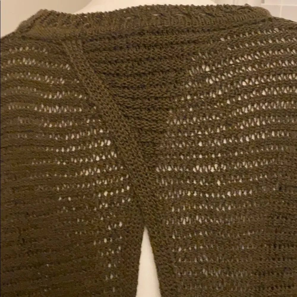 Evereve Braeve Open Back Sweater Sz S - Image 2