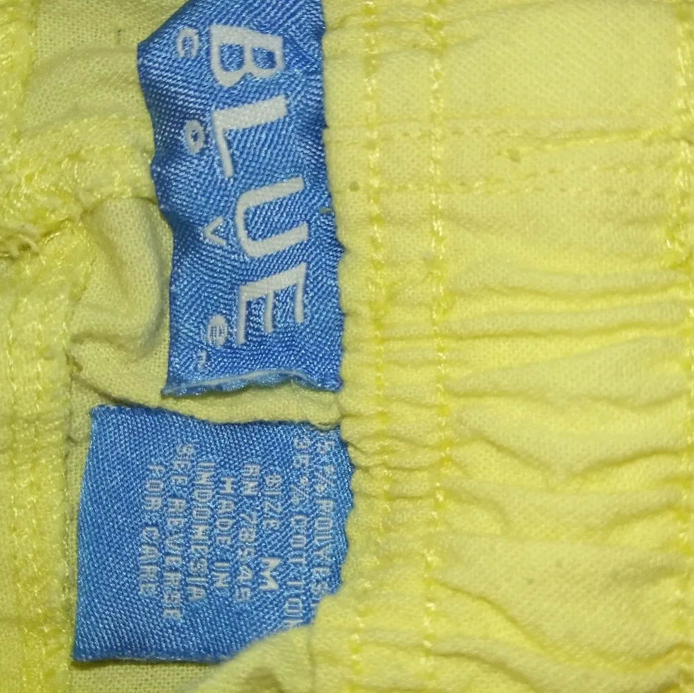 Vintage Blue Cove M Cotton Knit Shorts in Butter Yellow Size M - Image 2