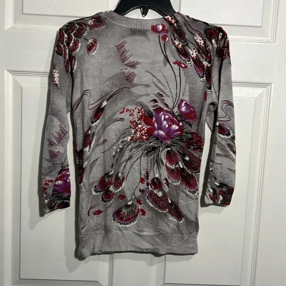 Cathy Daniels Women’s Small top. Grey. - Image 7