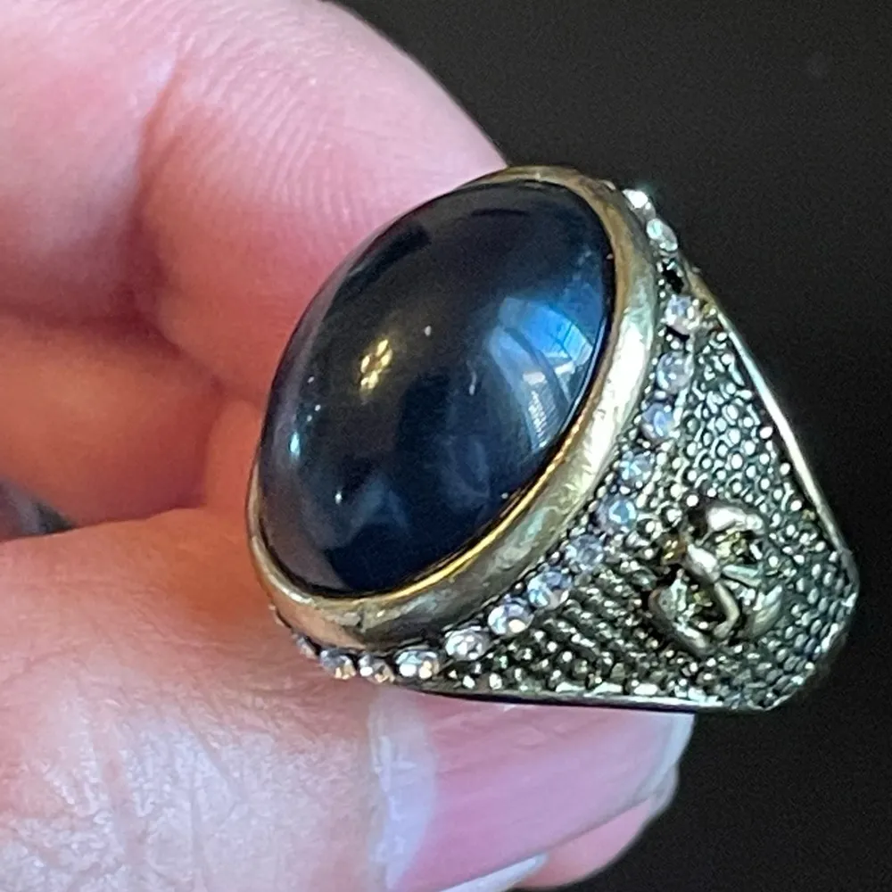 Black onyx CZ gold plated ring size 6 - Image 7