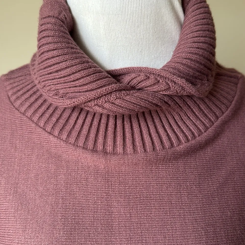 Mer Se Newport Traveler Sweater Cape Purple Size undefined - Image 3