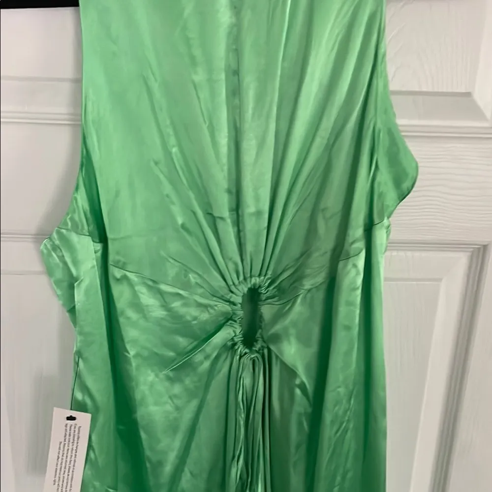 Top shop Elegant Green Satin Dress cut out front detail - Image 2