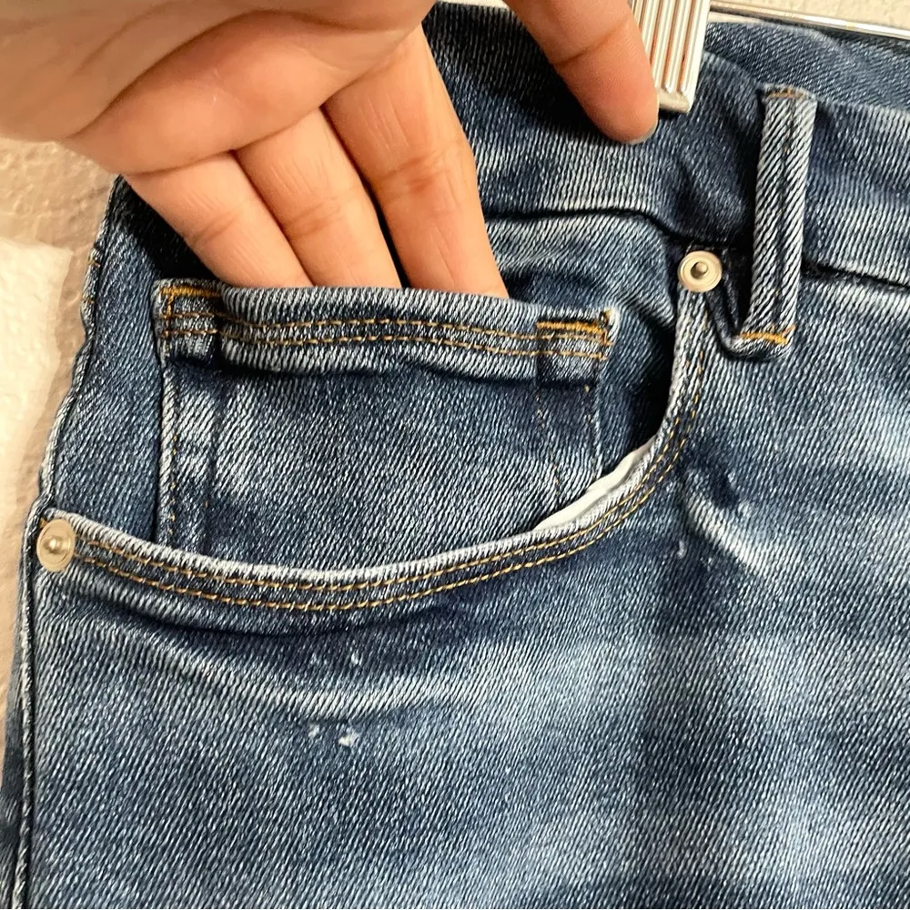 NWT Good American Women’s Jeans Denim Blue Skinny Stretch Frayed Cut Hem Size 20 - Image 6