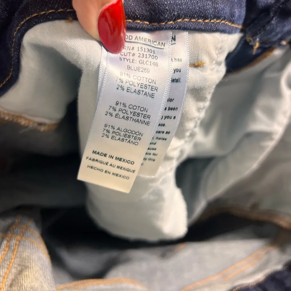 Good American Good Legs Crop Jeans - Image 8