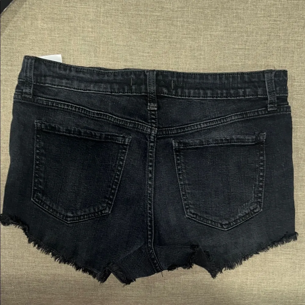 Eunina Black Distressed Jean Shorts High-Waisted - Image 3