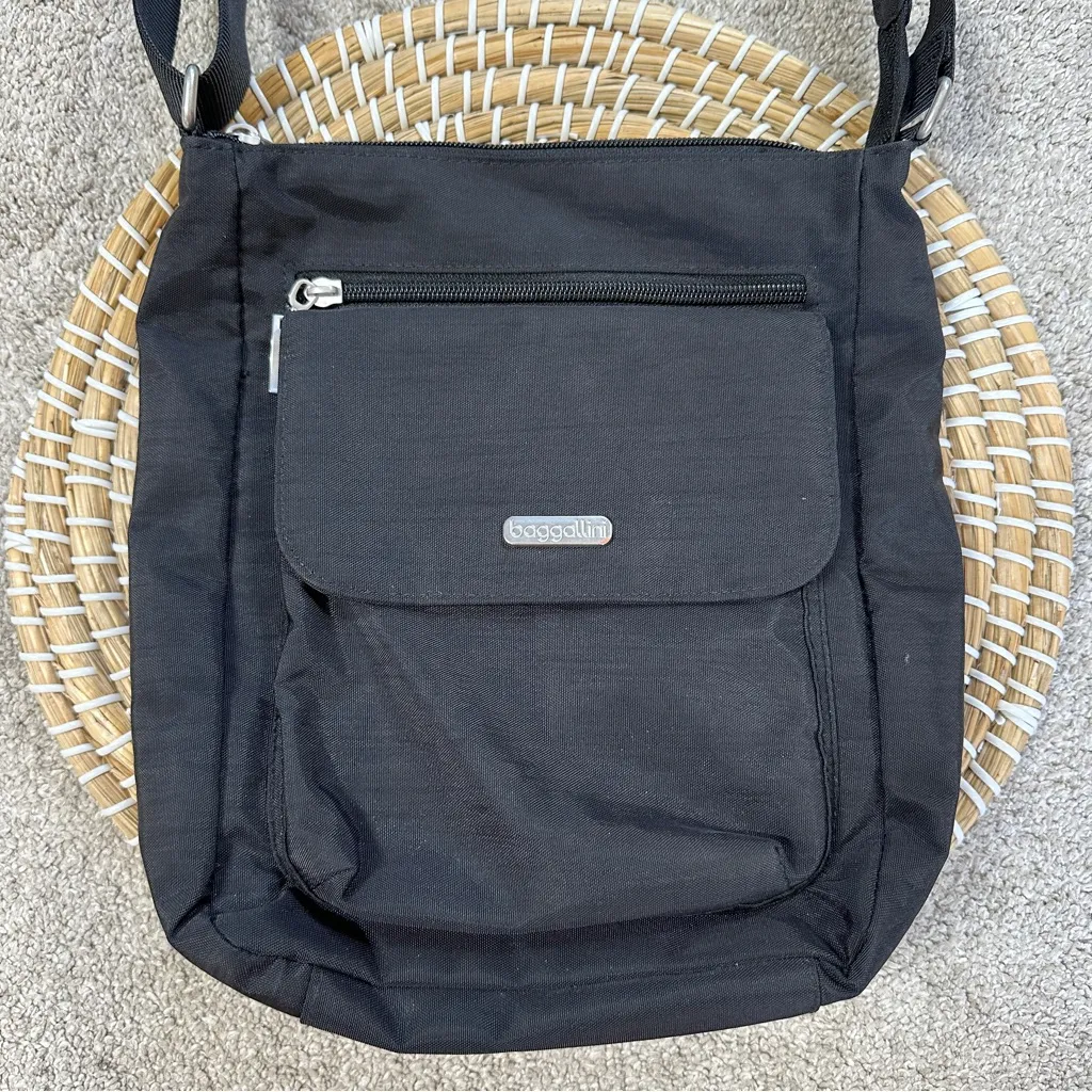 Baggallini Women’s Pocket Town Bagg Crossbody Bag Travel in Black - Image 2