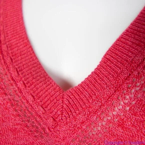 Banana Republic red cashmere silk‎ blend V neck sweater, M - Image 12