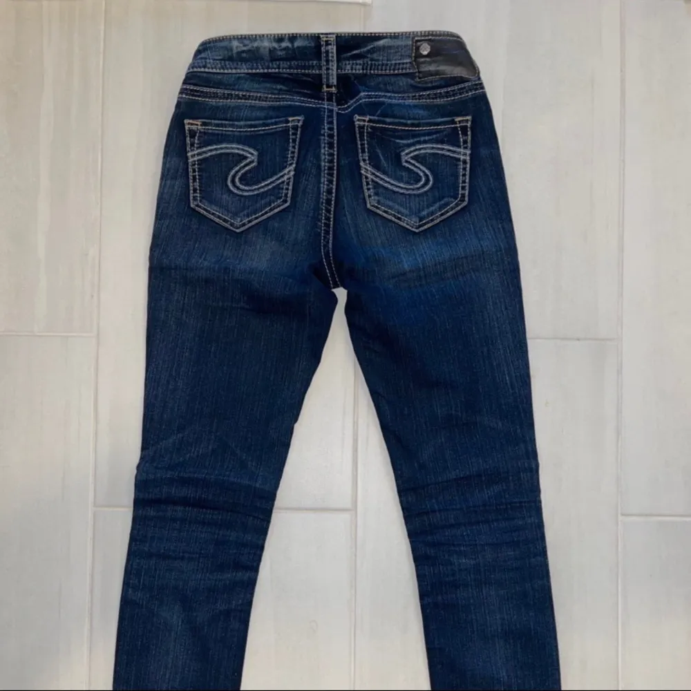 SUKI Silver Jeans - Image 2