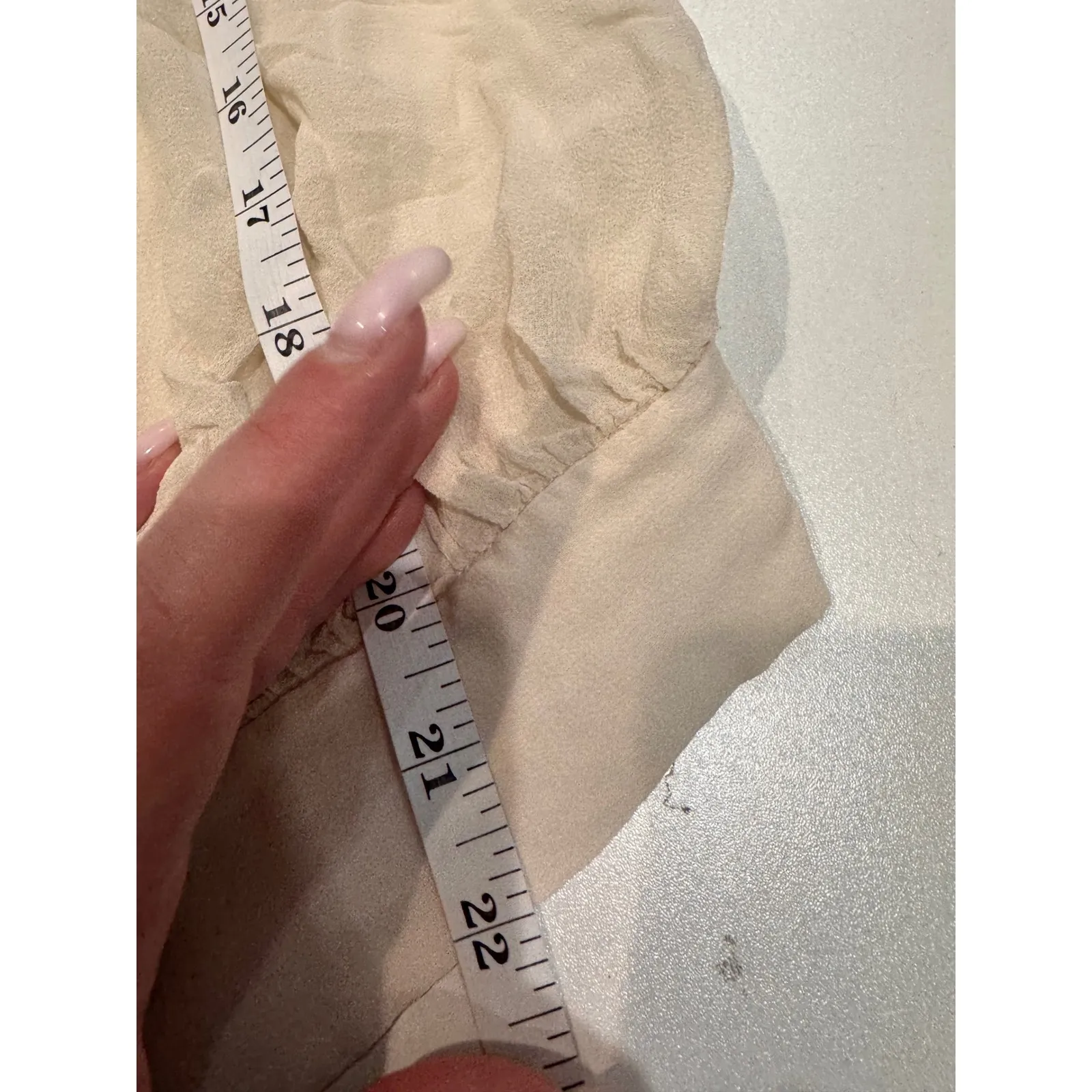 Club Monaco Womens Beige Smocked Sheer Long Sleeve Top Blouse 100% Silk XS - Image 7