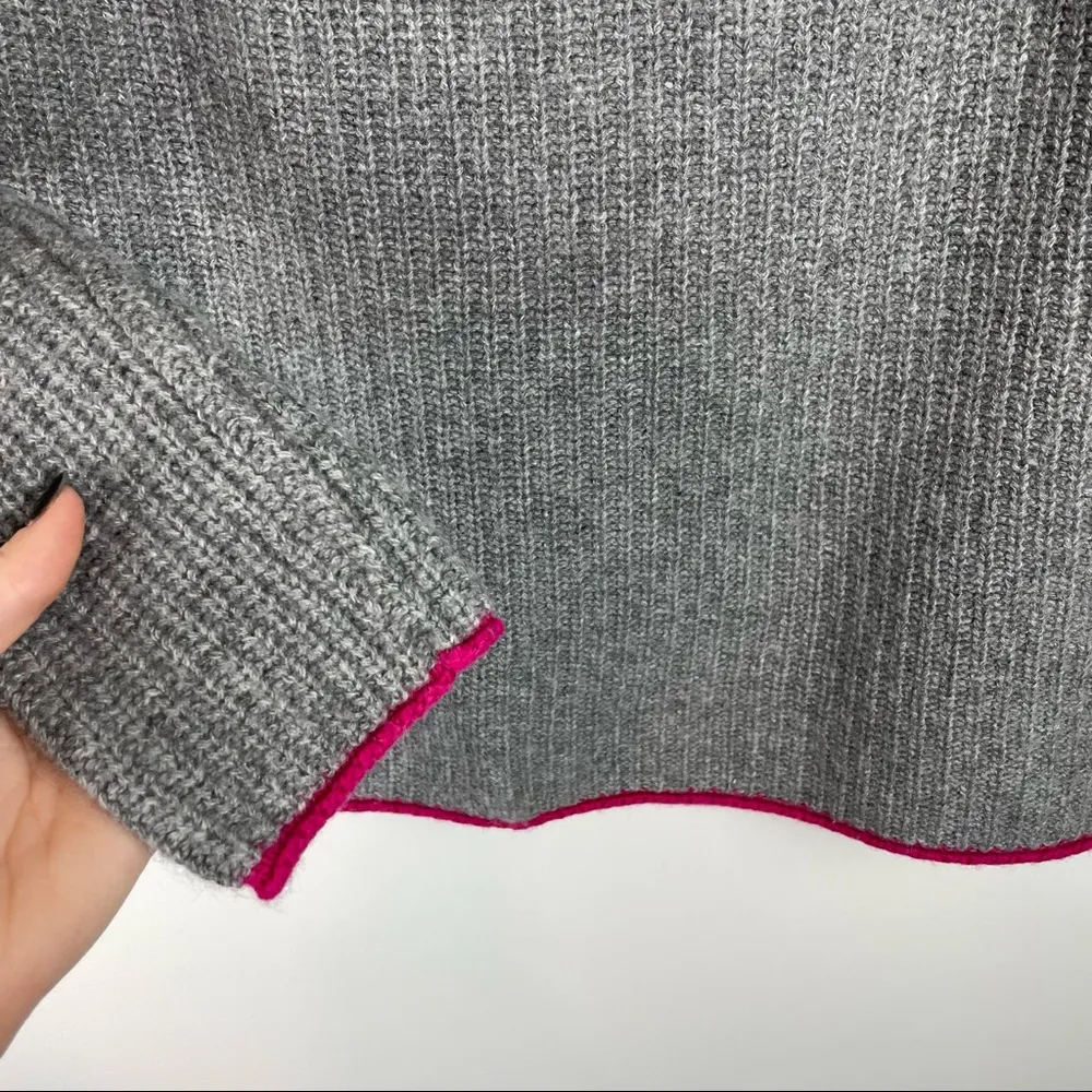 Bartolini Italian Small Wool/Cashmere Blend Gray Turtleneck Sweater Pink Trim - Image 6