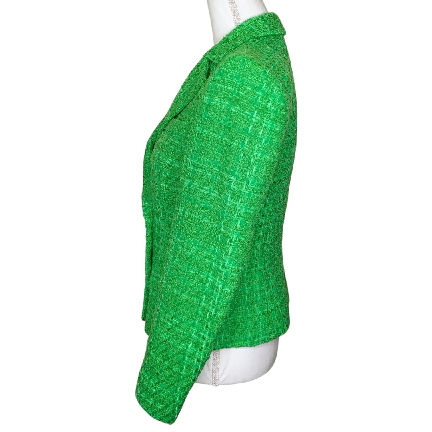 Zara Kate Middleton Textured Tweed Boucle Apple Green Gold Button Cropped Blazer - Image 10